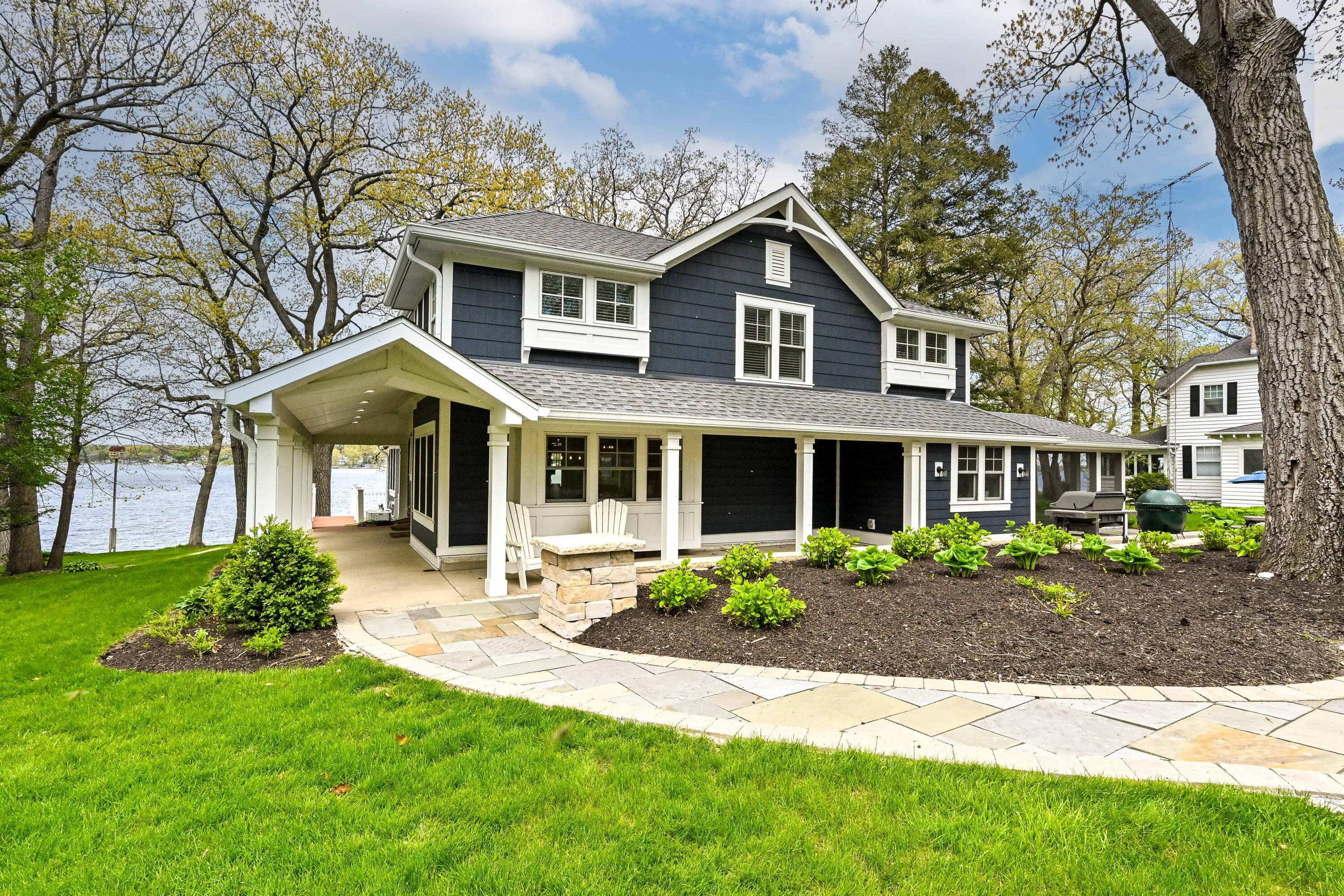 2601 South Shore Dr, Delavan