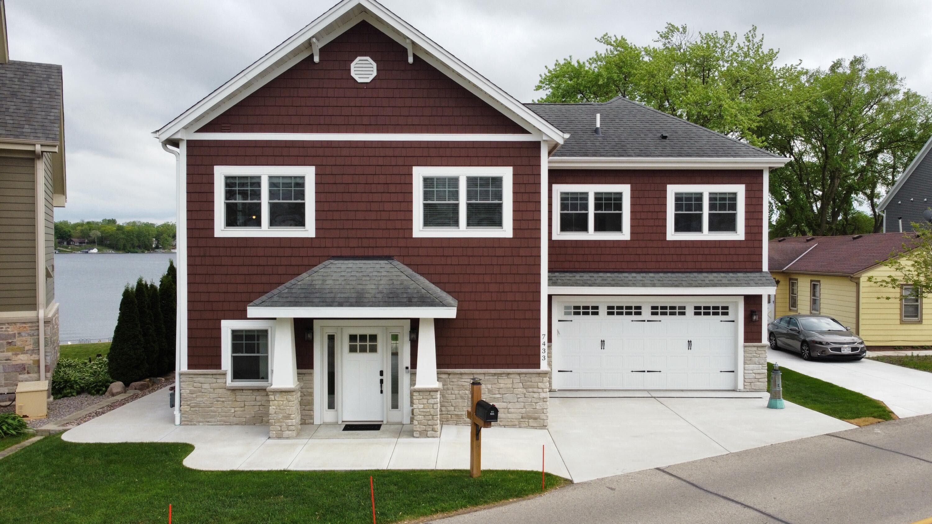 7433 N Tichigan Rd, Waterford